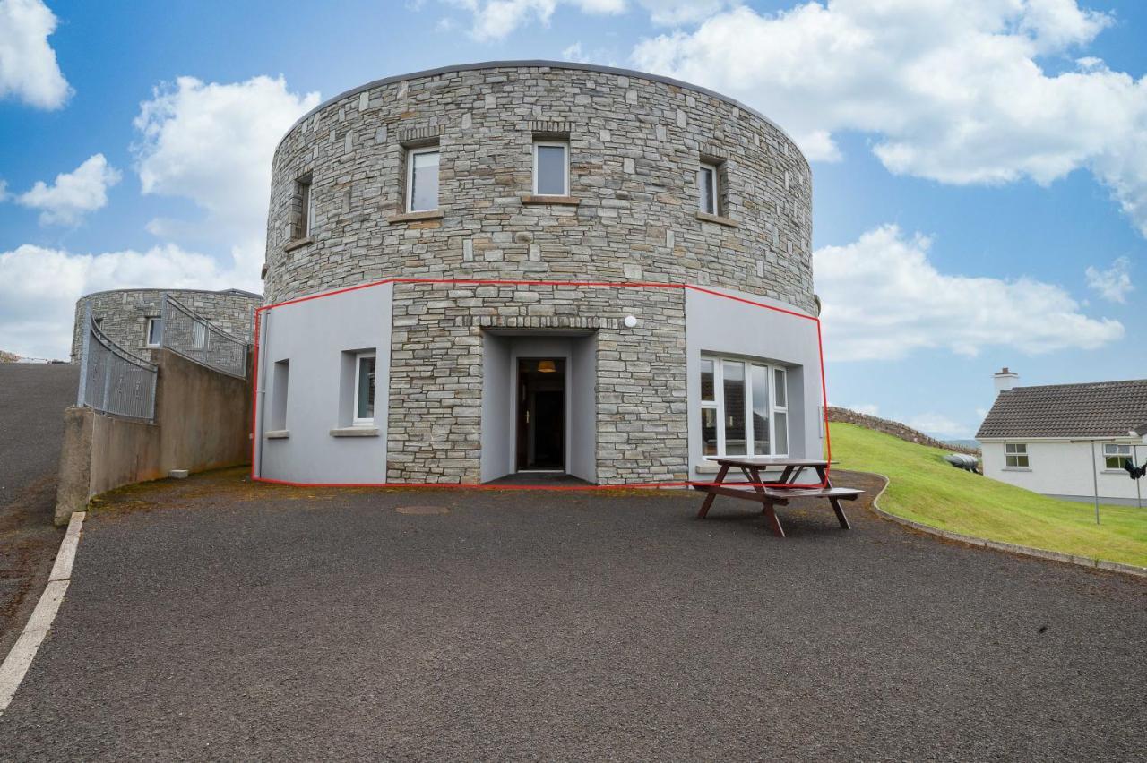 Downings Coastguard Cottages - Type B-E Экстерьер фото