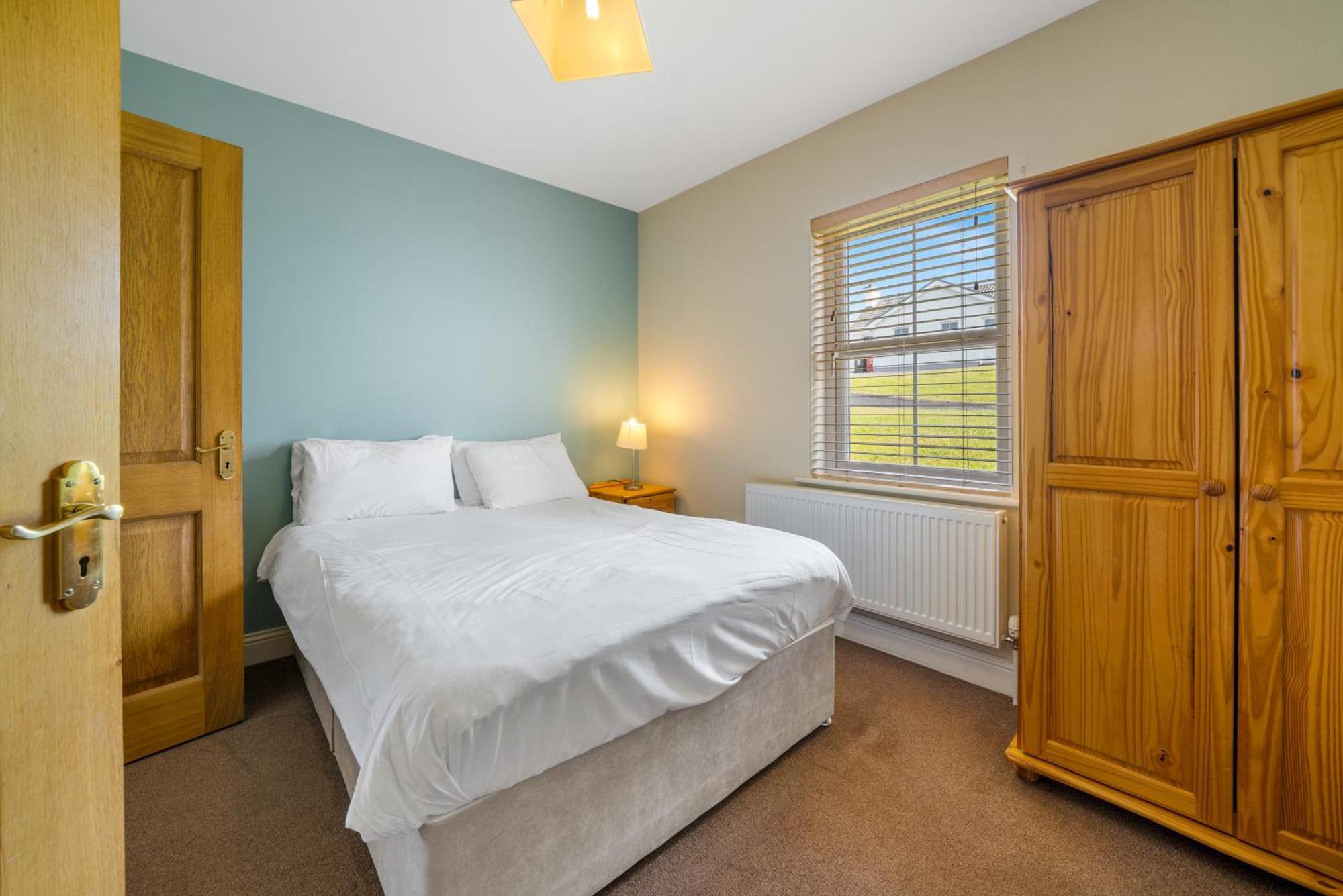 Downings Coastguard Cottages - Type B-E Экстерьер фото