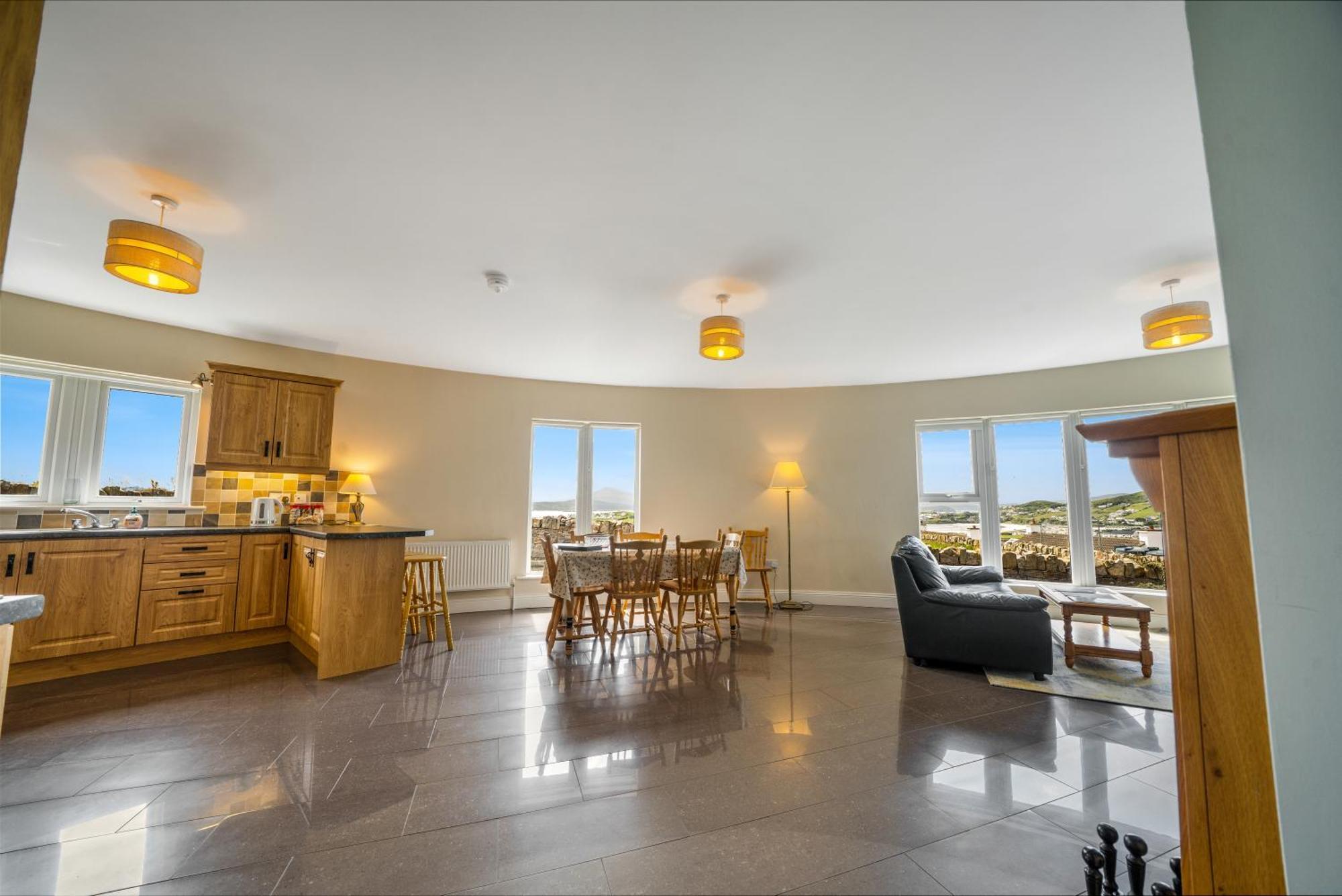 Downings Coastguard Cottages - Type B-E Экстерьер фото
