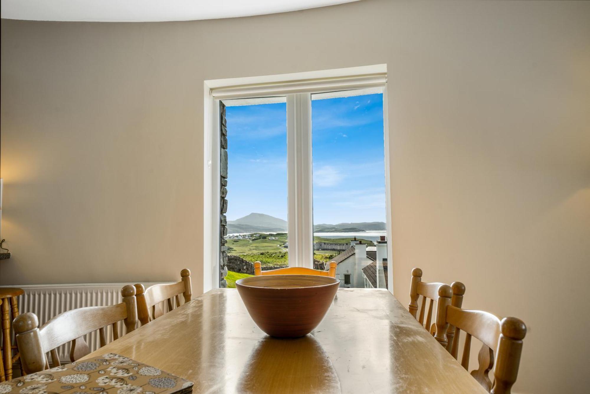 Downings Coastguard Cottages - Type B-E Экстерьер фото