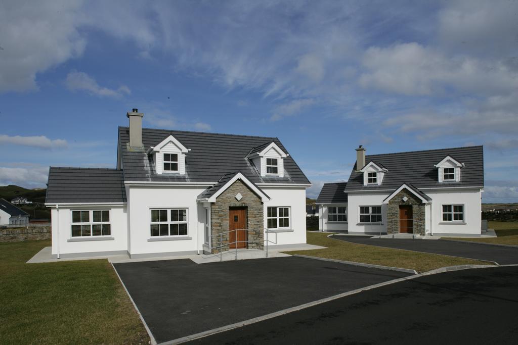 Downings Coastguard Cottages - Type B-E Экстерьер фото